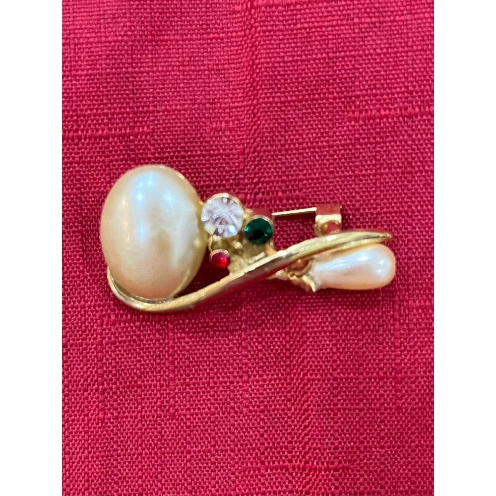 Unbranded Faux Pearl Rhinestone Brooch‎ Pin Womens OS Cream Gold Vintage Style